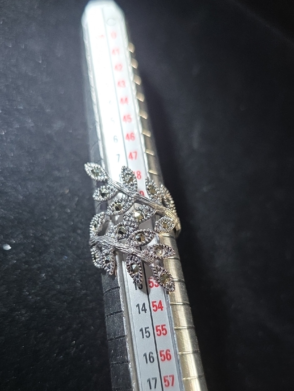 Leaf Motif Sterling Silver Marcasite Ring - Elegant Women's Jewelry